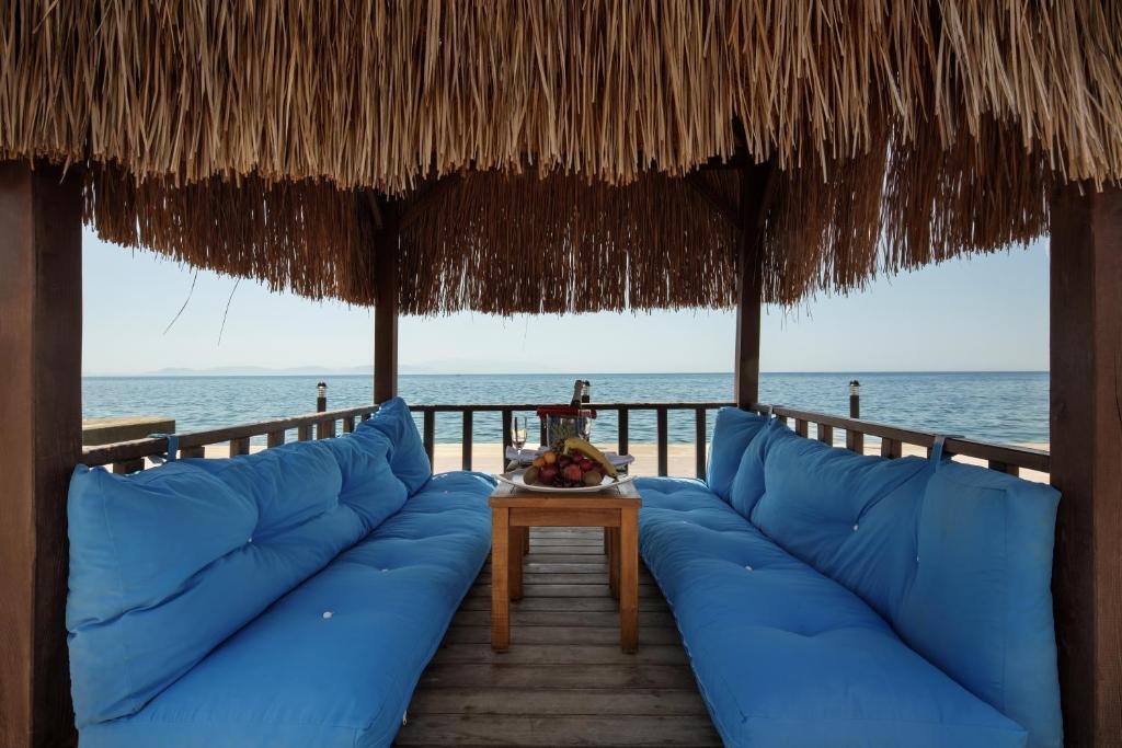 هتل له بلو کوش آداسی